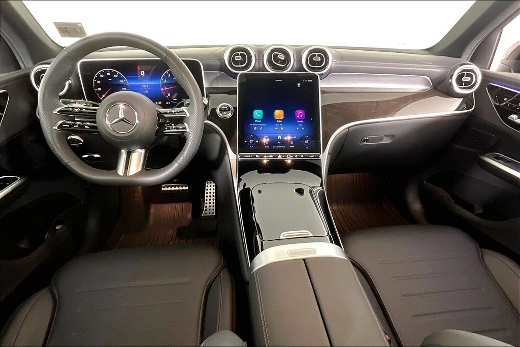 Used 2026 Mercedes-Benz GLC 300 4MATIC image 13