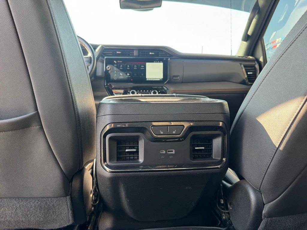 Used 2024 GMC Sierra 2500 AT4 w/ AT4 Preferred Package image 19