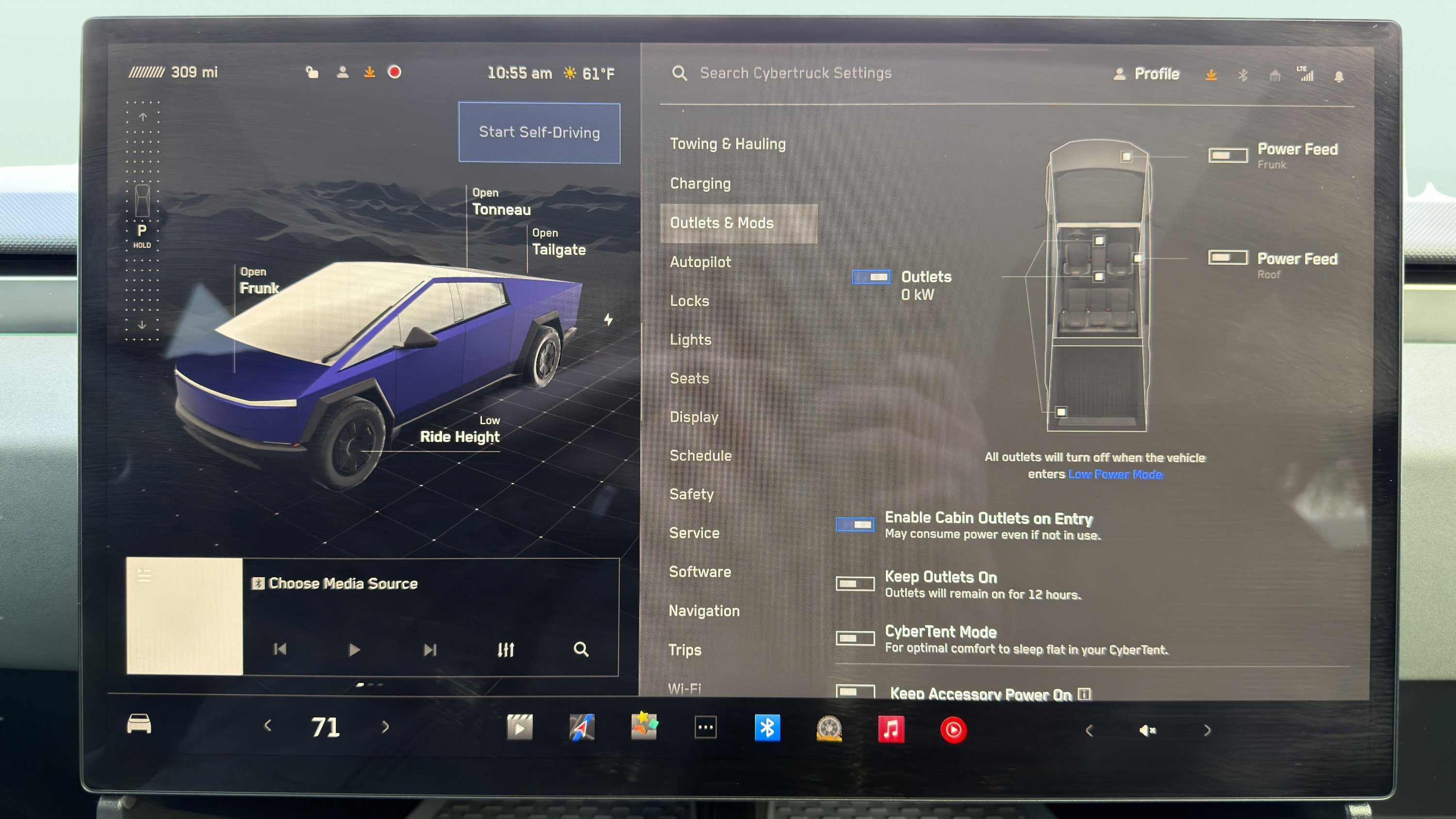 Used 2025 Tesla Cybertruck AWD Crew Cab image 79