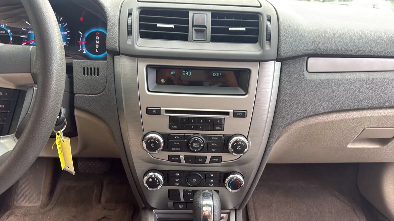 Used 2012 Ford Fusion SE FWD image 19