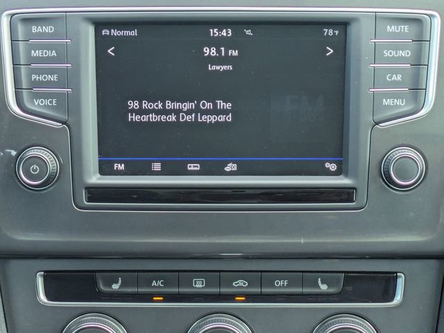 Used 2017 Volkswagen Golf Alltrack SE image 18