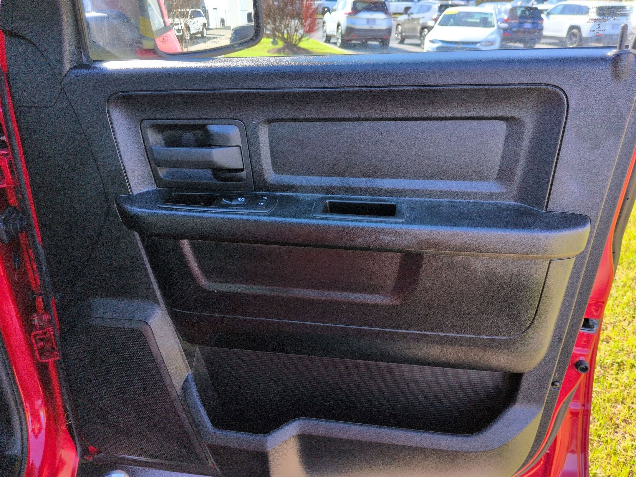 Used 2014 RAM 1500 Express image 20