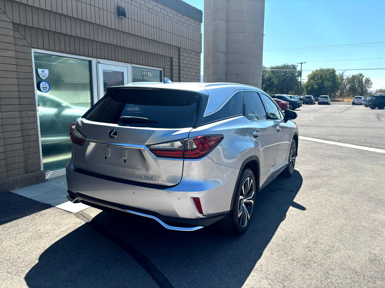 Used 2022 Lexus RX 350L Premium image 3