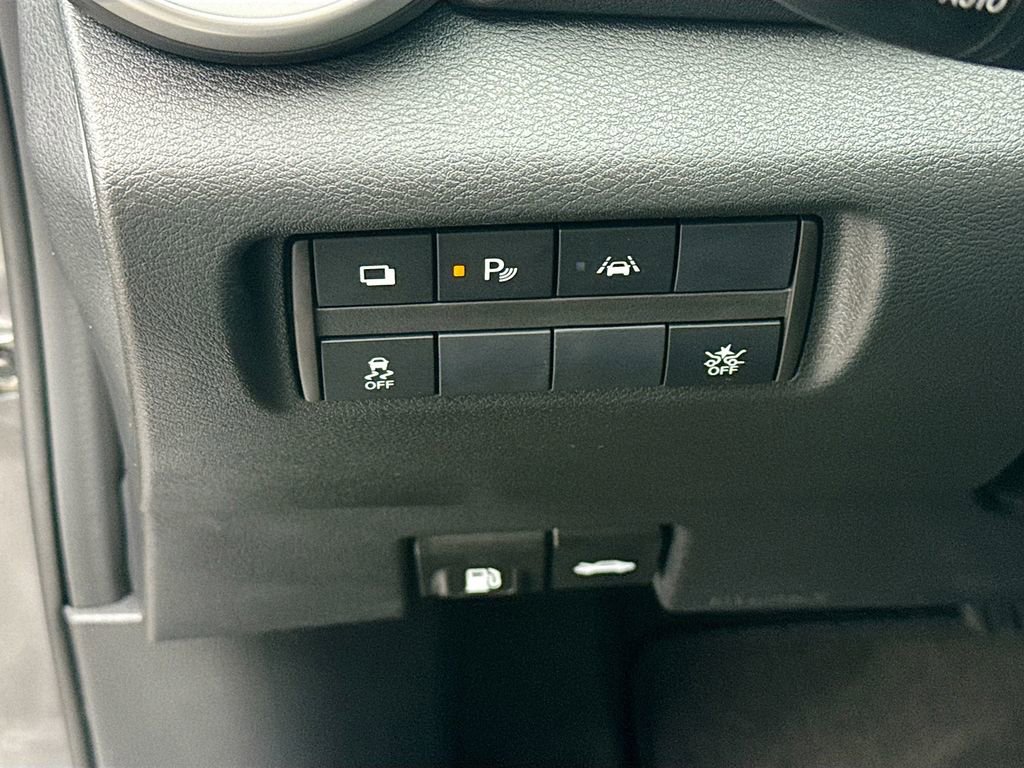 Used 2024 Nissan Versa S w/ Trunk Package image 22