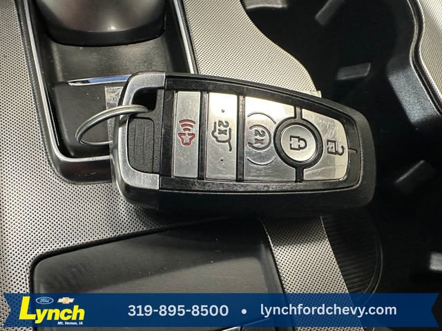 Used 2023 Ford Edge SEL w/ Sport Appearance Package image 16