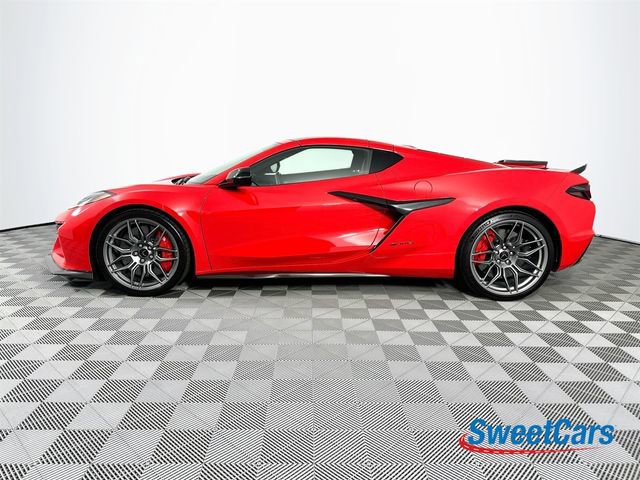 Used 2023 Chevrolet Corvette Z06 image 4