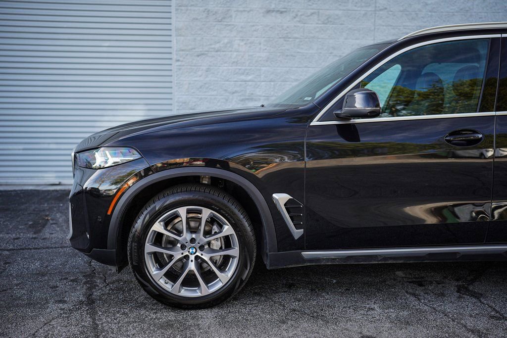 Used 2024 BMW X5 xDrive40i image 11