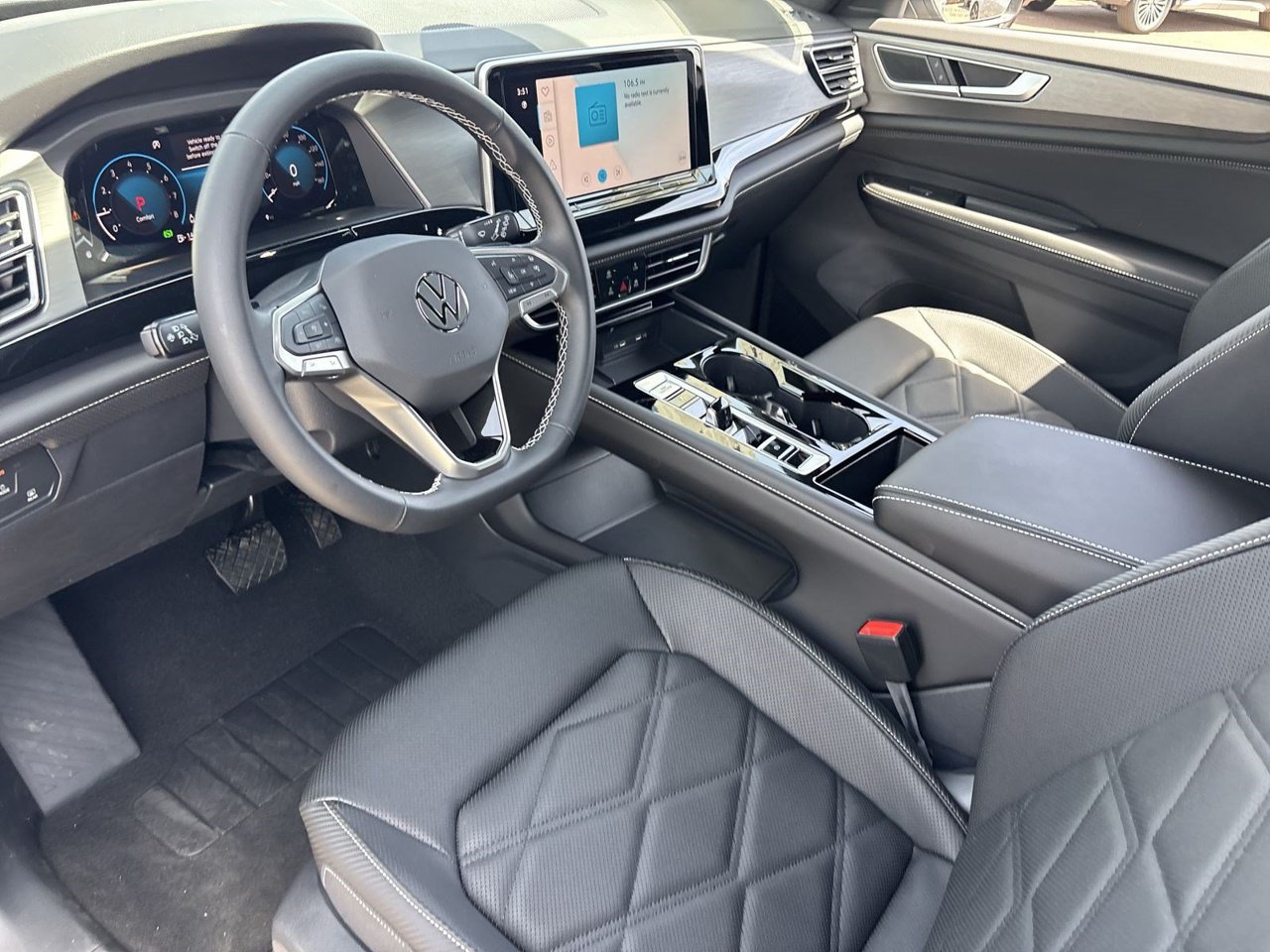 New 2026 Volkswagen Atlas Cross Sport SE FWD image 14
