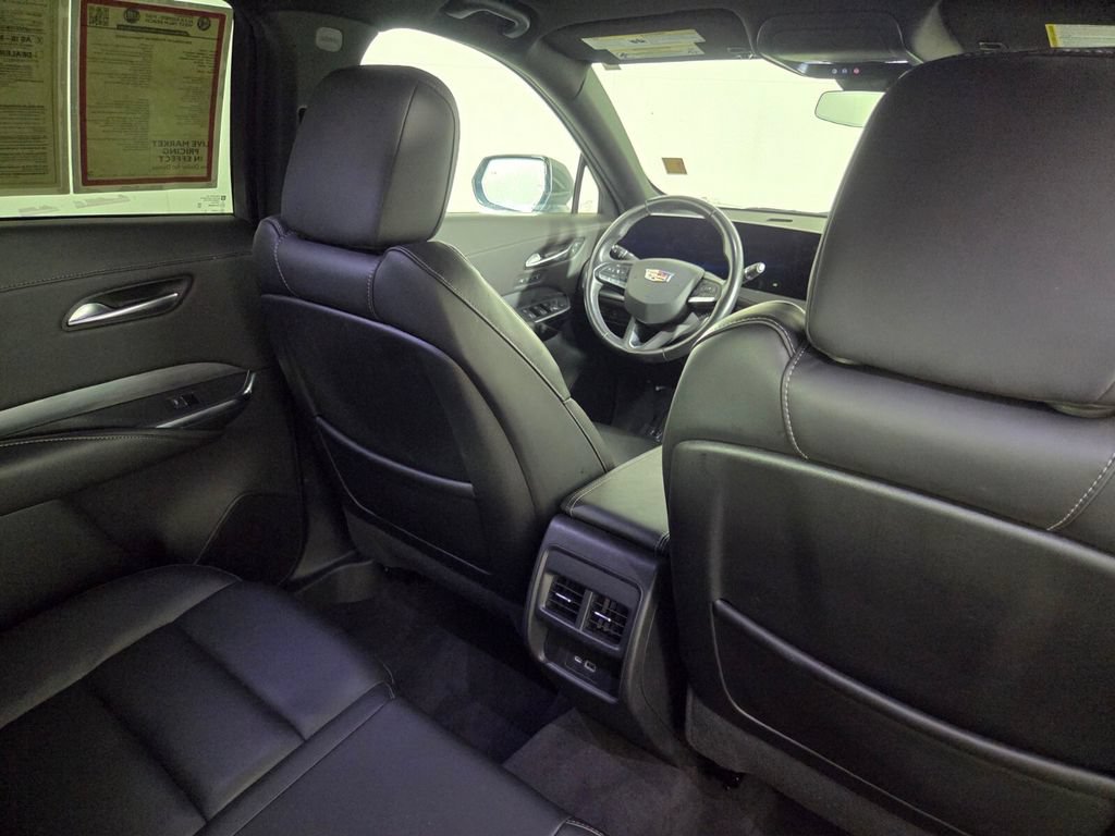 Used 2024 Cadillac XT4 Premium Luxury FWD image 30