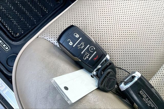 Used 2021 RAM 1500 Limited image 11