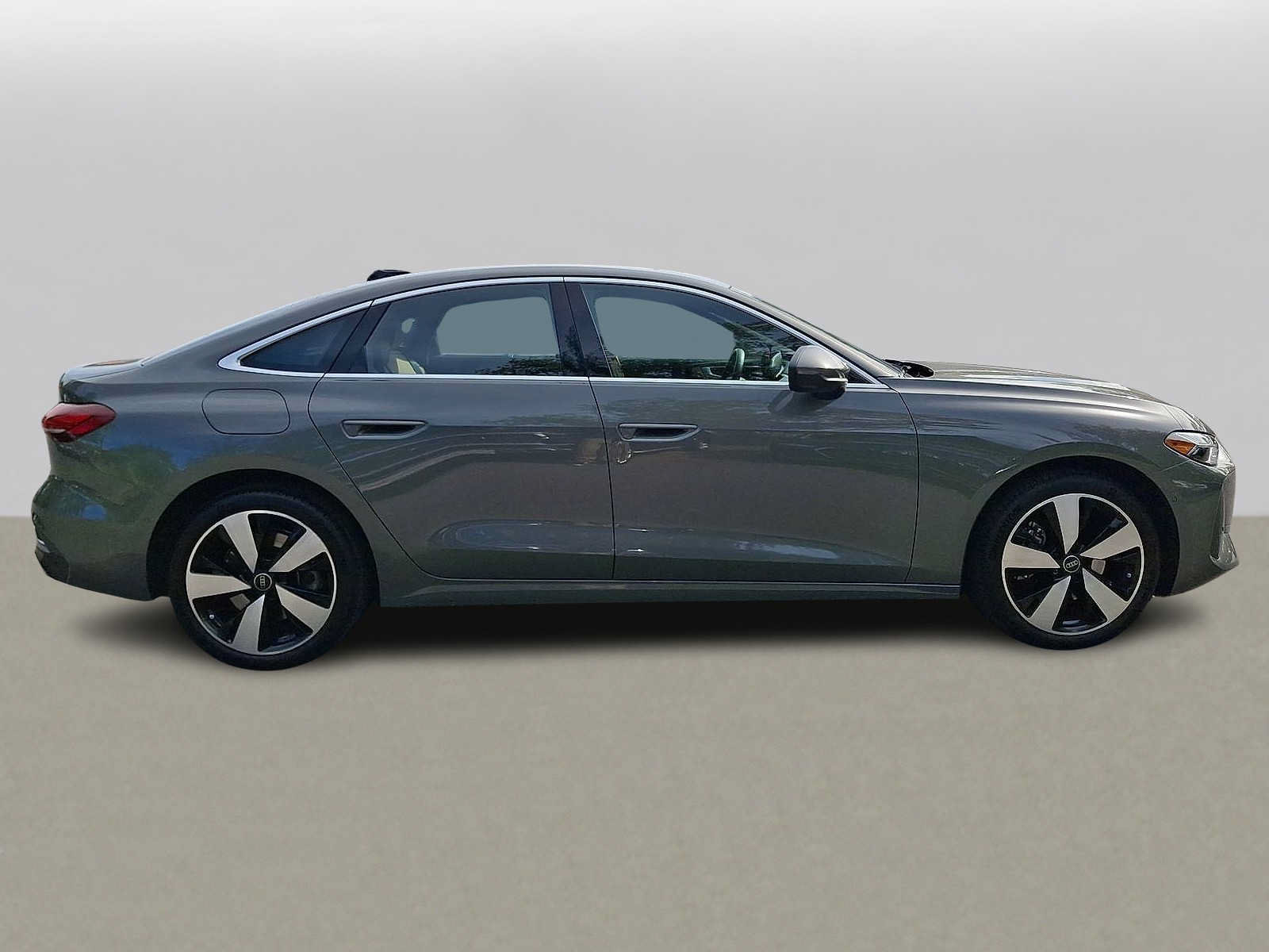 Used 2025 Audi A5 Premium Plus w/ Premium Plus AWD/4WD image 32