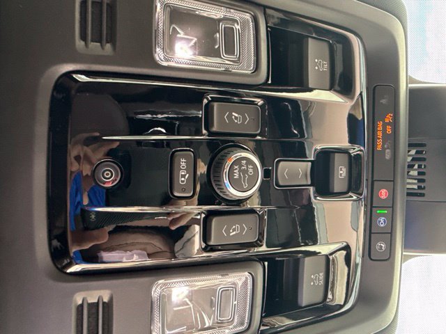 New 2026 Chevrolet Tahoe High Country AWD/4WD image 29