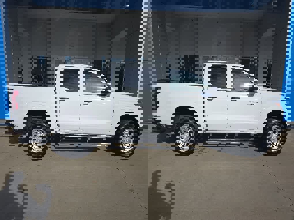 Used 2024 Chevrolet Colorado W/T w/ Safety Package image 1