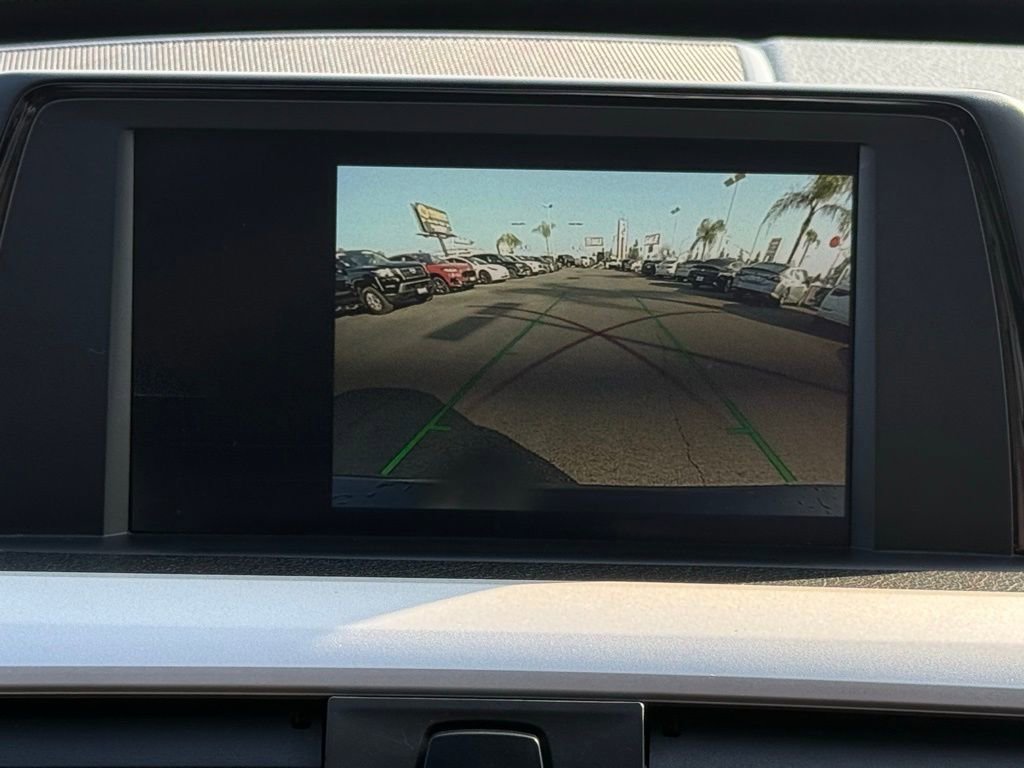 Used 2018 BMW 320i Sedan image 30