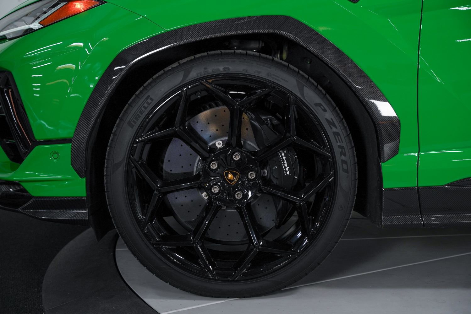 Used 2023 Lamborghini Urus Performante image 20