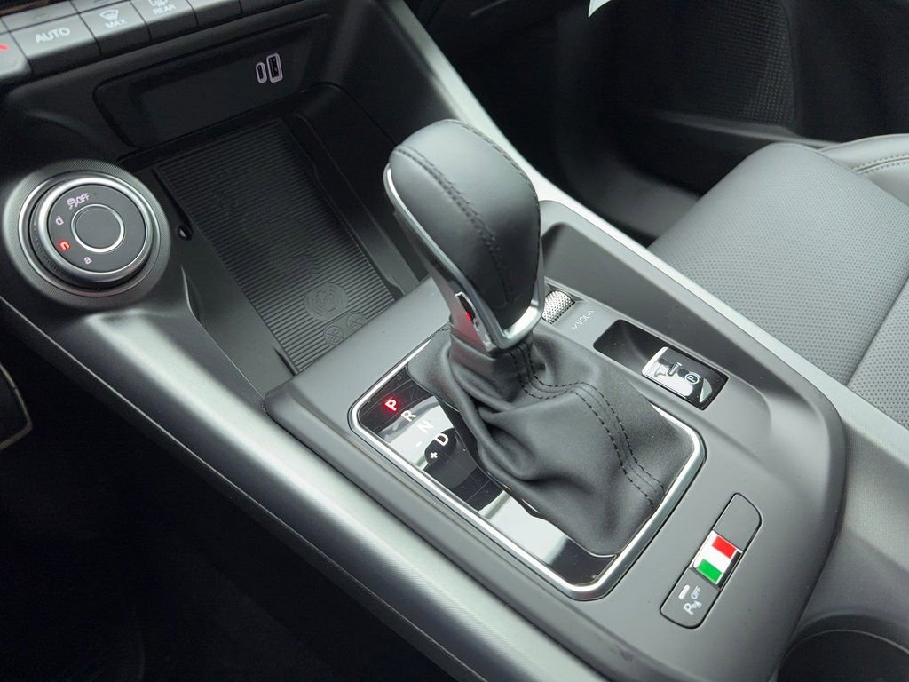 New 2025 Alfa Romeo Tonale w/ Premium Package image 27
