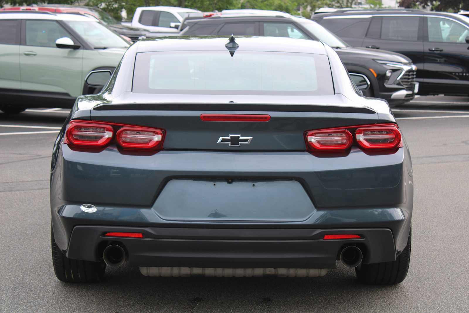 Certified 2022 Chevrolet Camaro LT w/ Technology Package RWD image 6