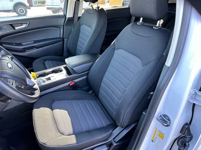 Used 2024 Ford Edge SE image 12