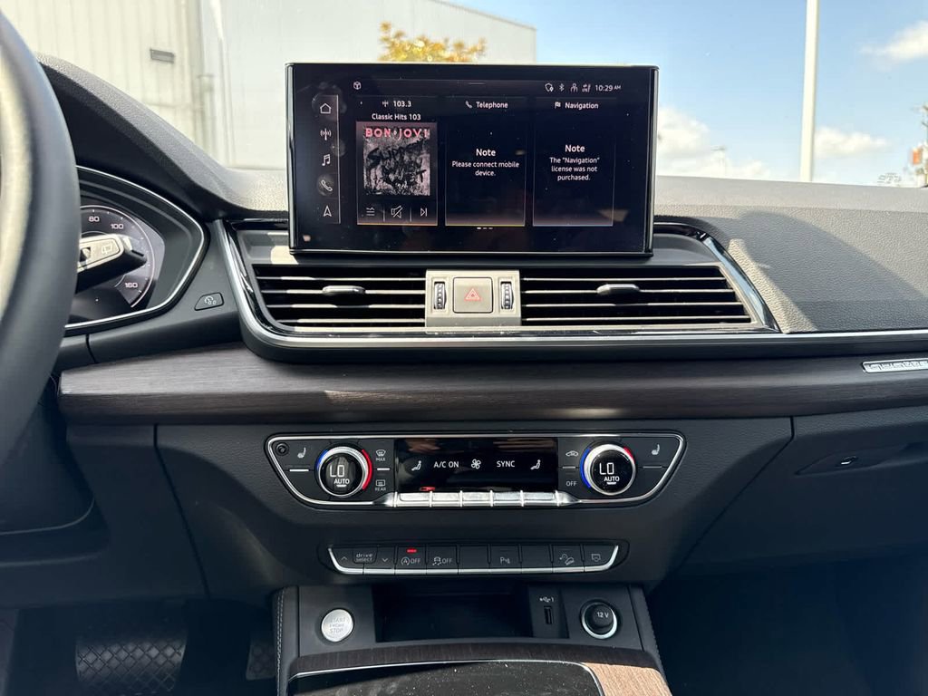 Used 2024 Audi Q5 2.0T Premium Plus w/ Premium Plus Package image 28