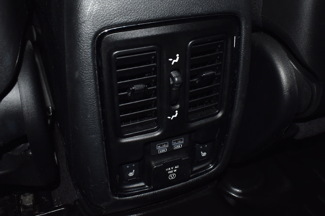 Used 2018 Jeep Grand Cherokee Limited AWD/4WD image 18