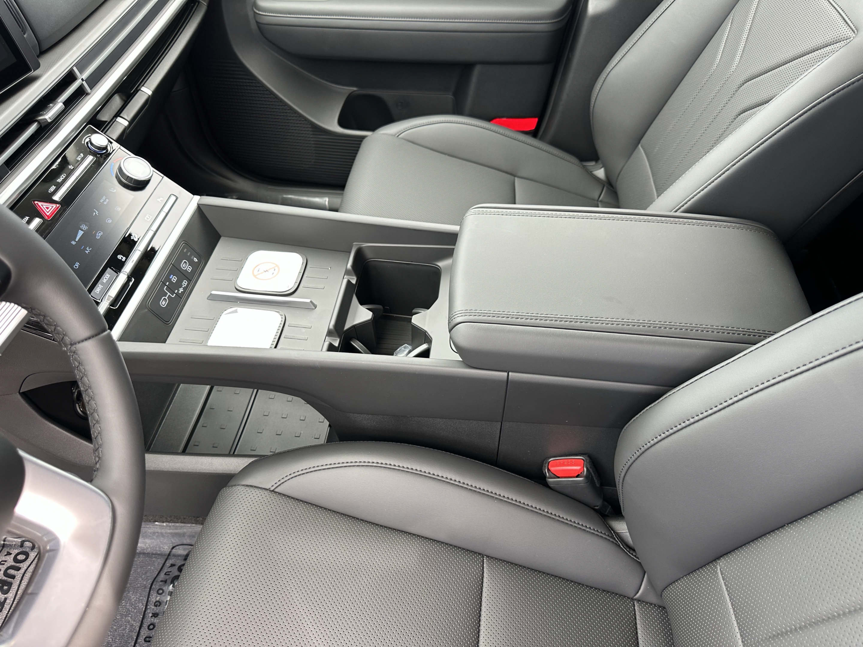 New 2027 Hyundai Santa Fe SEL FWD image 20