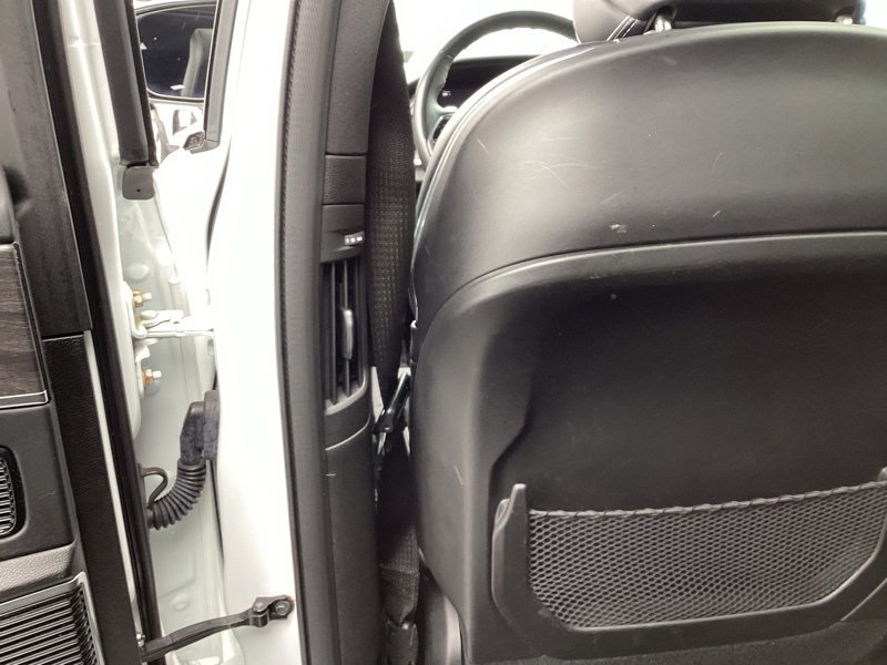 Used 2021 Jeep Grand Cherokee L Overland w/ Luxury Tech Group IV image 28