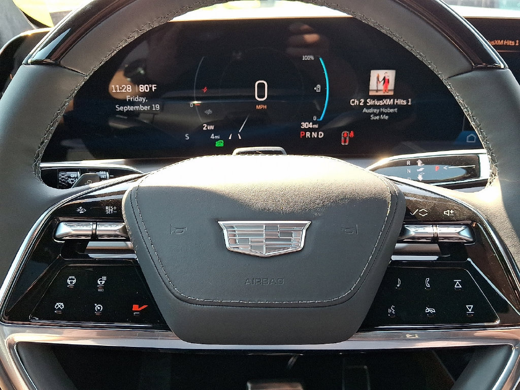 New 2026 Cadillac Vistiq Premium Luxury w/ LPO, Floor Liner Package AWD/4WD image 13