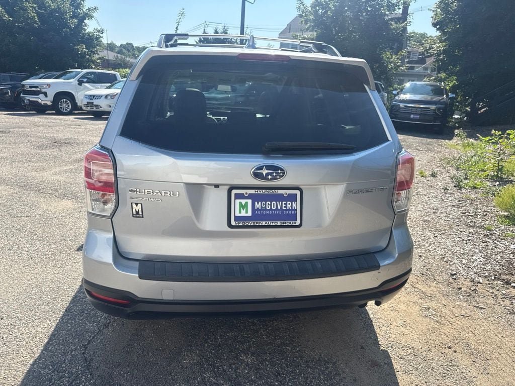 Used 2018 Subaru Forester 2.5i Premium AWD/4WD image 4