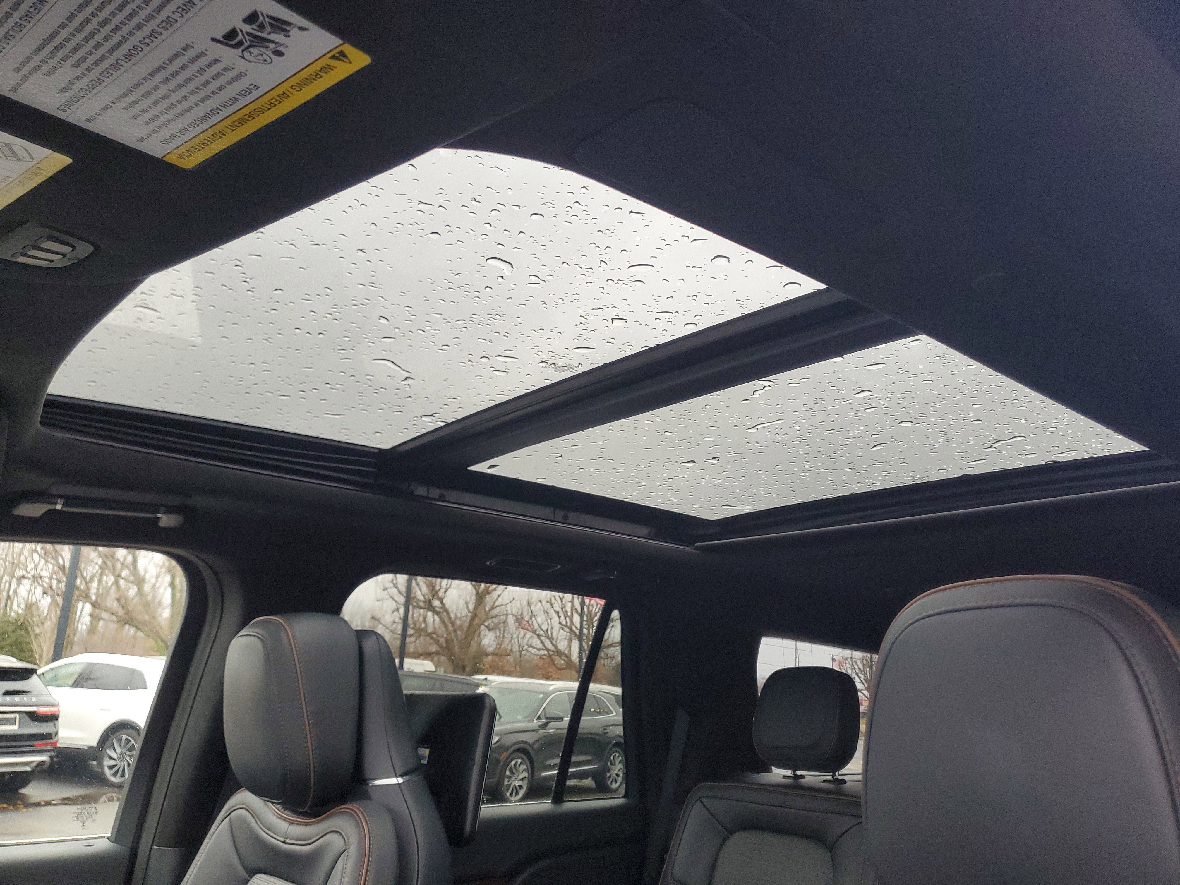 Certified 2023 Lincoln Navigator Black Label AWD/4WD image 11
