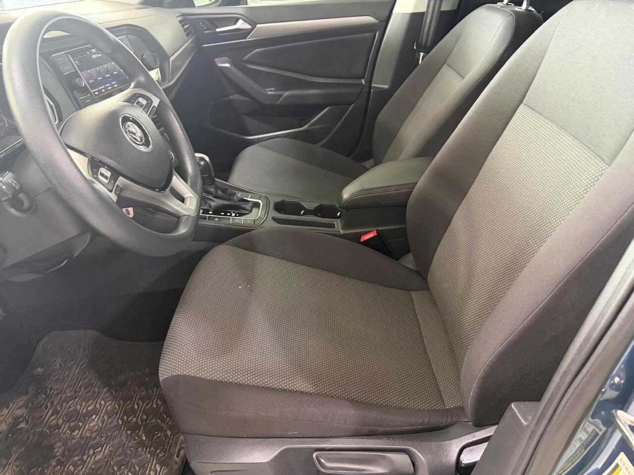 Used 2020 Volkswagen Jetta SE image 18