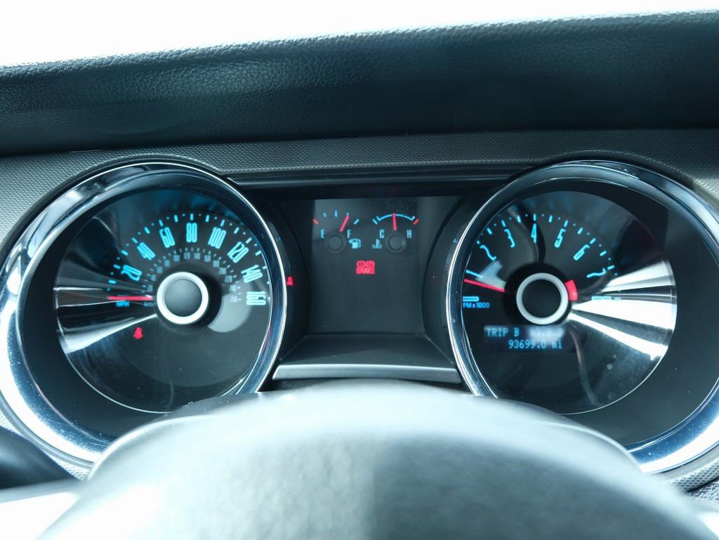 Used 2014 Ford Mustang Coupe image 6