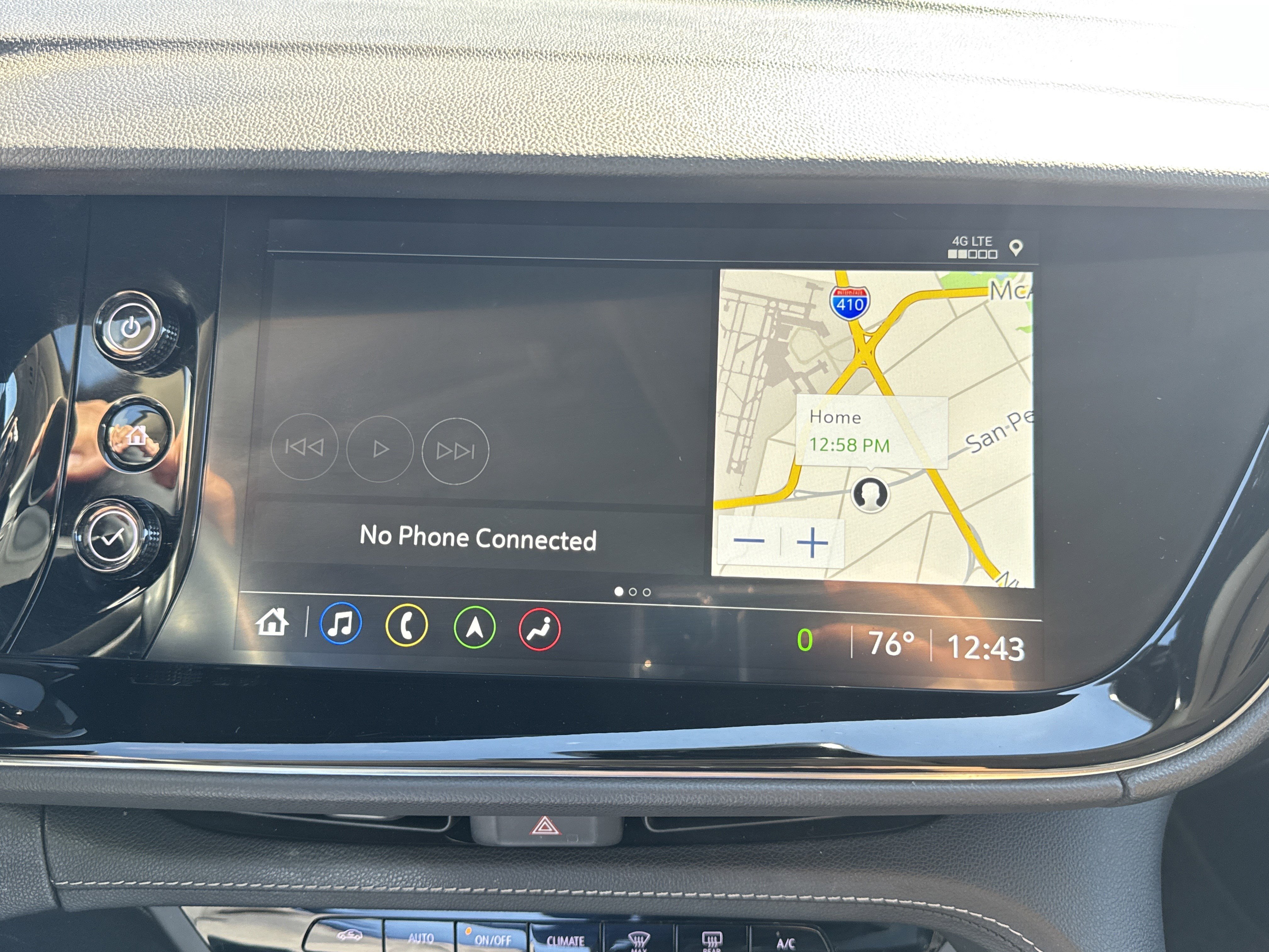 Used 2023 Buick Envision Avenir image 19