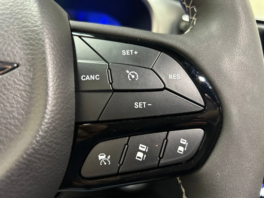 Used 2024 Chrysler Pacifica Touring-L w/ S Appearance Package FWD image 22