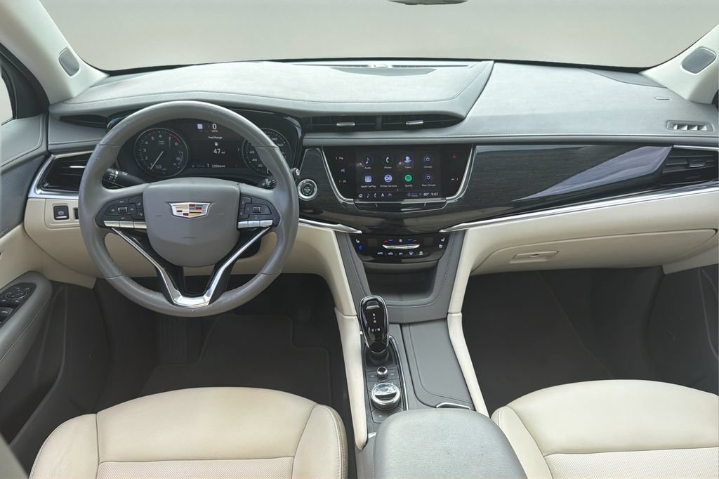 Certified 2024 Cadillac XT6 Premium Luxury w/ Technology Package FWD image 15