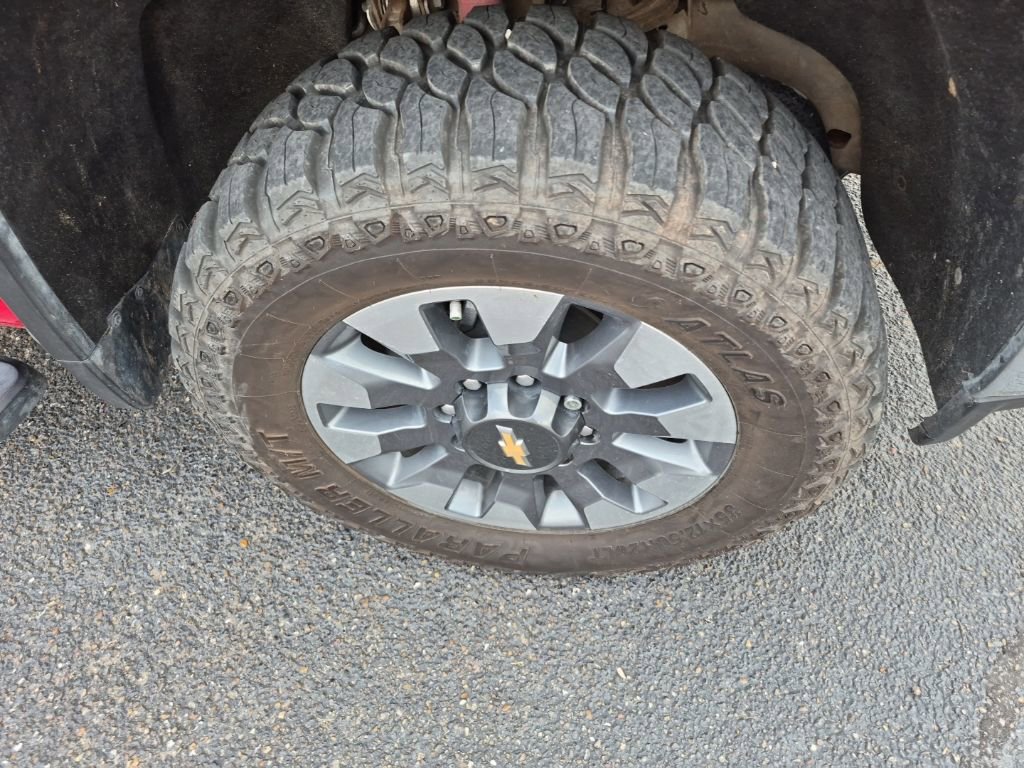 Used 2022 Chevrolet Silverado 2500 LT w/ Convenience Package image 10