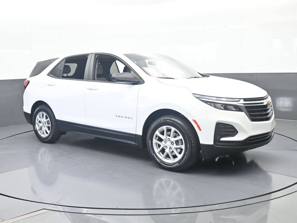 Used 2024 Chevrolet Equinox LS FWD image 8