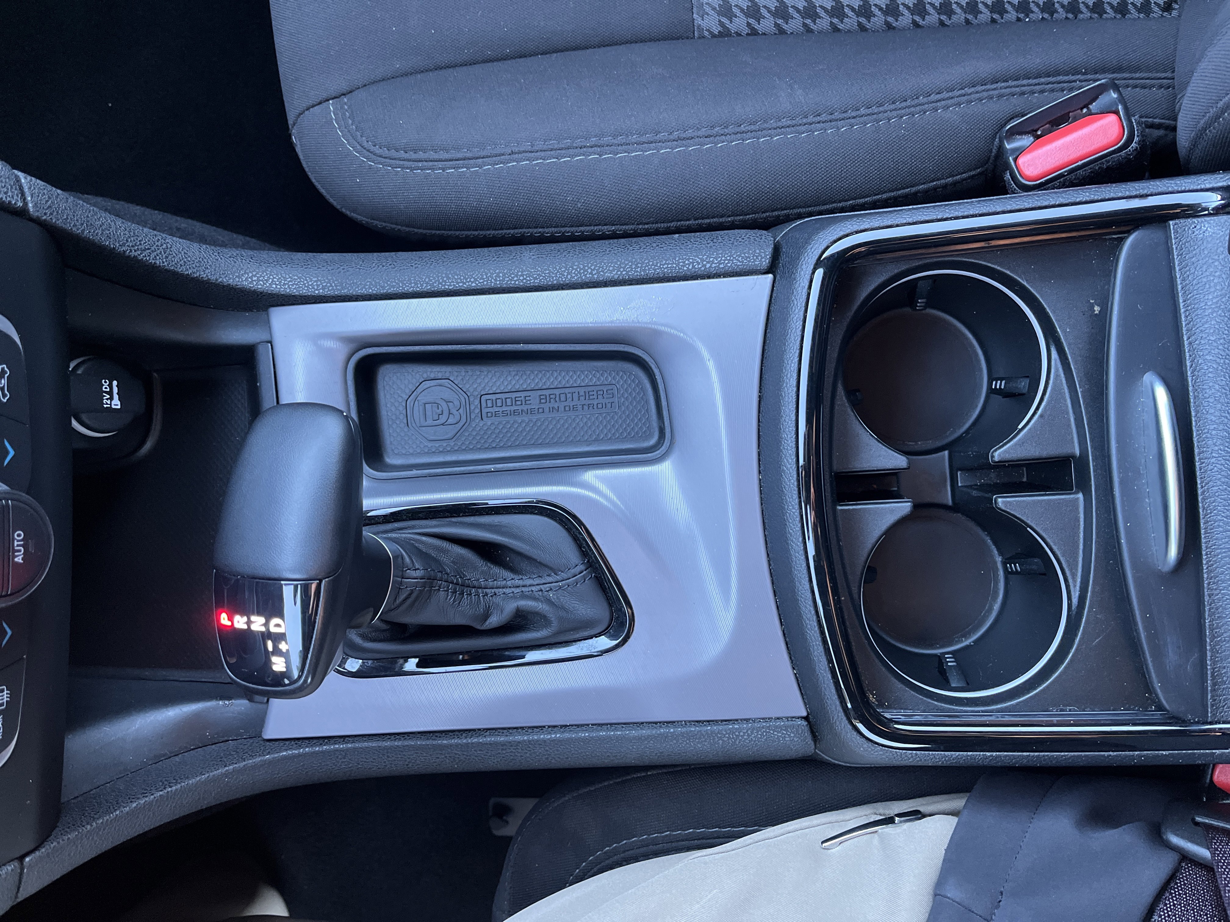 Used 2022 Dodge Charger R/T w/ Harman/Kardon Audio Group image 32