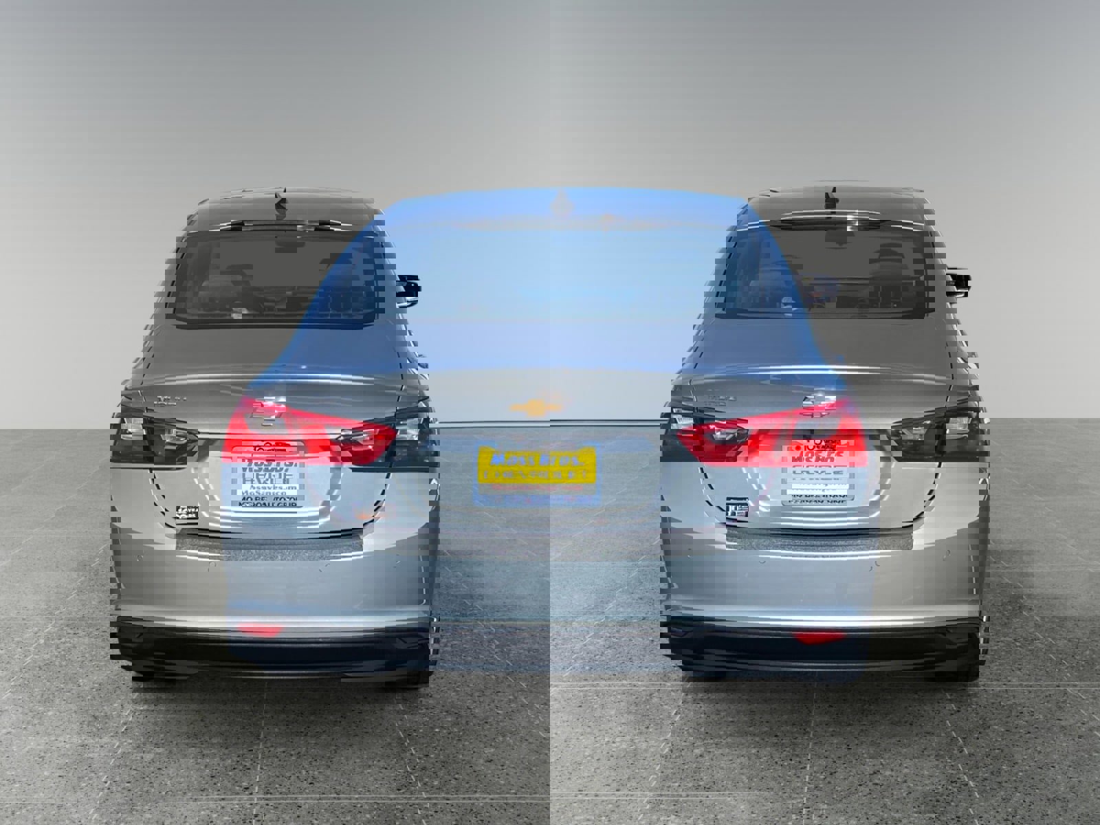 Used 2025 Chevrolet Malibu LS image 4