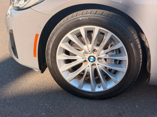 Used 2021 BMW 540i xDrive w/ Premium Package AWD/4WD image 12