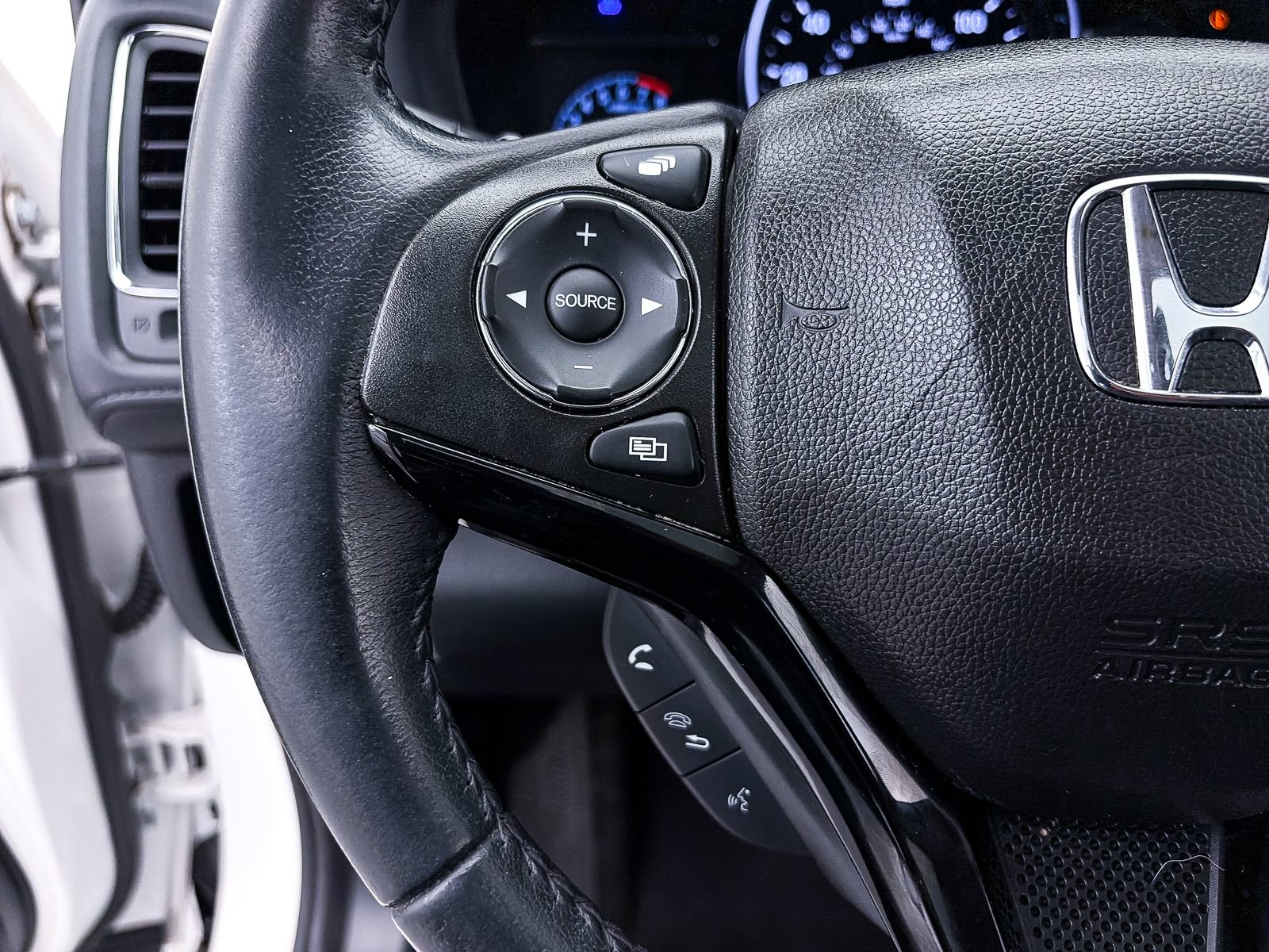 Used 2019 Honda HR-V EX-L image 28