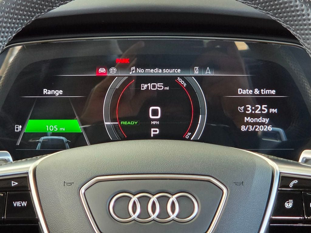 Used 2024 Audi e-tron GT Prestige AWD/4WD image 29