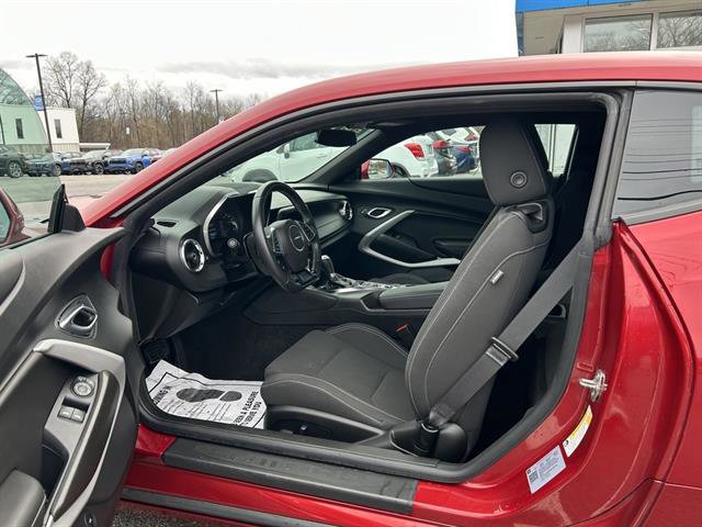 Certified 2021 Chevrolet Camaro LT image 33