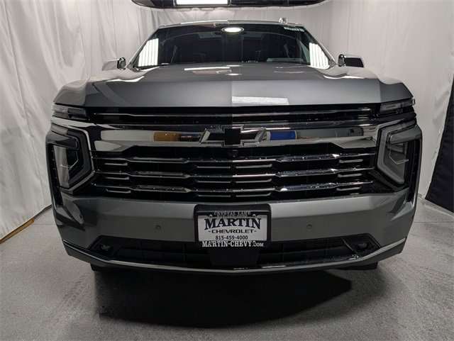 New 2026 Chevrolet Suburban Premier image 9