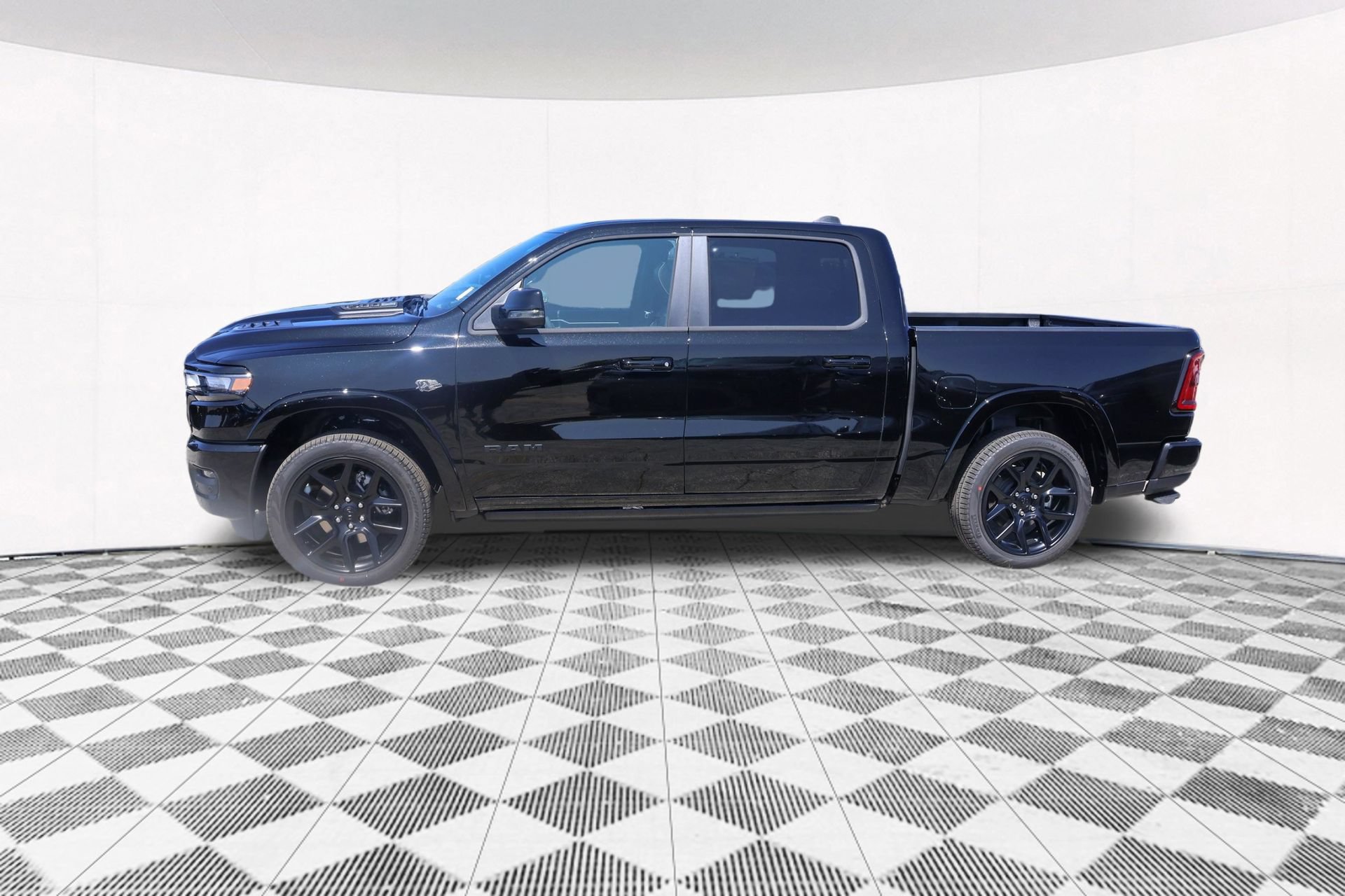New 2027 RAM 1500 Laramie w/ Night Edition AWD/4WD image 8