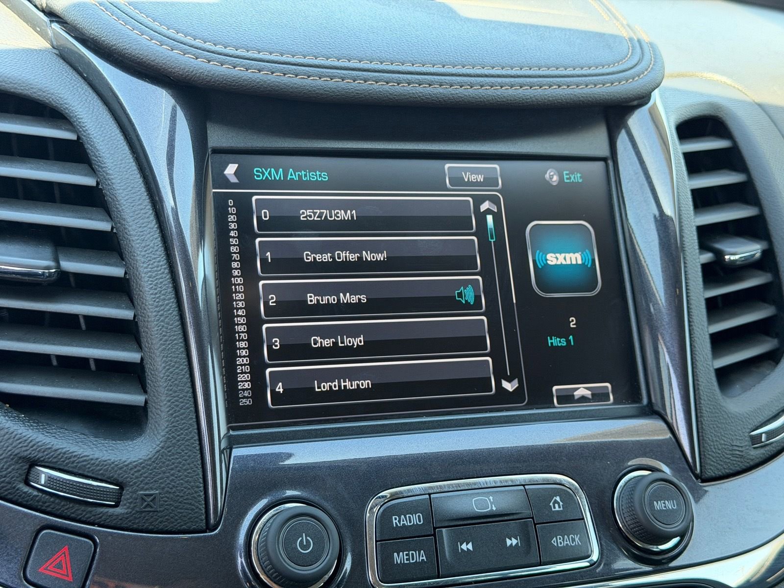 Used 2018 Chevrolet Impala LT w/ LT Entertainment Package FWD image 27
