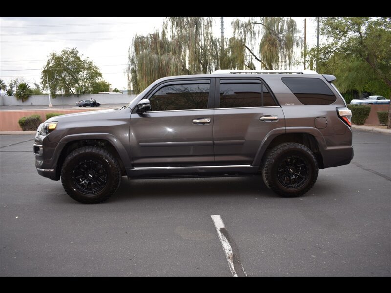 Used 2016 Toyota 4Runner Limited AWD/4WD image 4