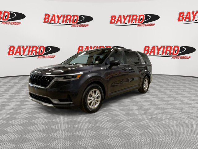 Used 2023 Kia Carnival LX image 4