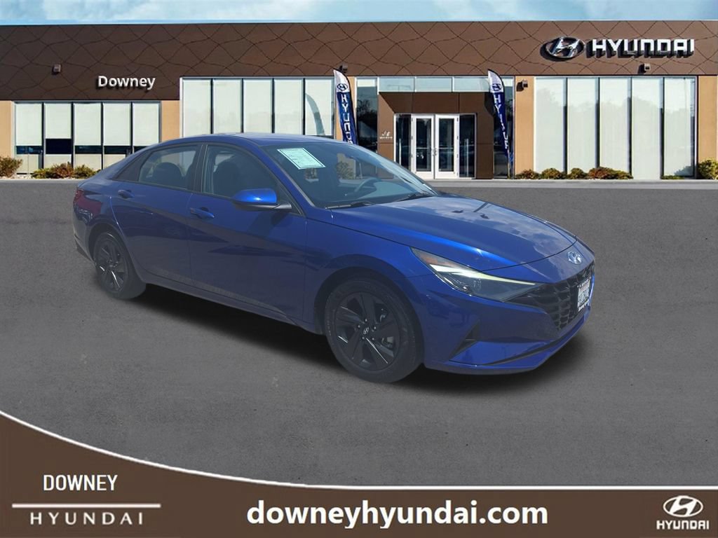 Used 2023 Hyundai Elantra SEL FWD image 7