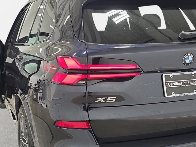 Used 2024 BMW X5 xDrive40i w/ M Sport Package AWD/4WD image 31