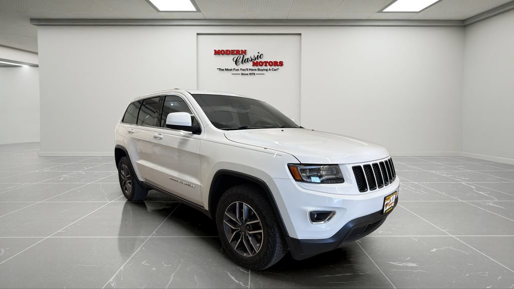 Used 2015 Jeep Grand Cherokee Laredo AWD/4WD image 3
